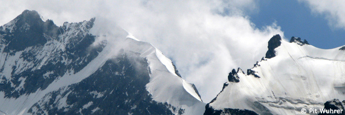 Blick auf den Biancograt in der Bernina