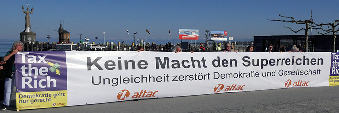 Aktion von attac Radolfzell-Singen am Konstanzer Hafen April 2025